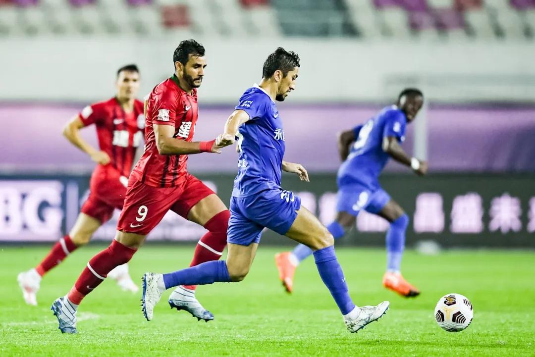 أهدافليفربولوتوتنهامصراعالعمالقةفيالدوريالإنجليزي