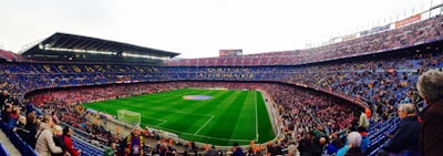 مباراة برشلونة وباريس سان جيرمان في دوري أبطال أوروبامواجهة نارية بين عمالقة الكرة الأوروبية